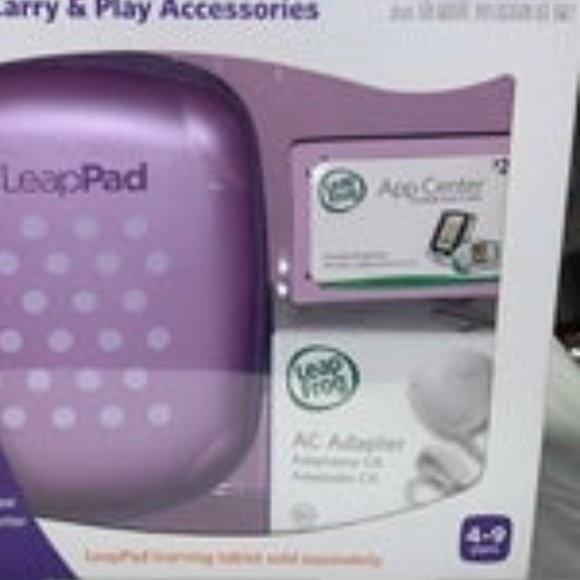 LEAPFROG LEAPPAD CARRY & PLAY ACCESSORIE SET CASE & PLUG~IN /APP CARD NEW - Picture 4 of 9